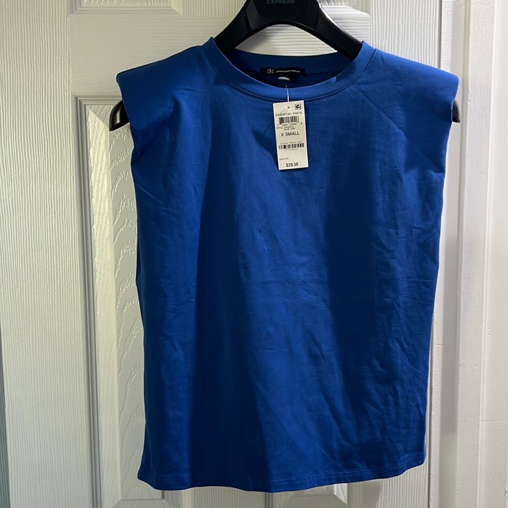 Essential knits Xs